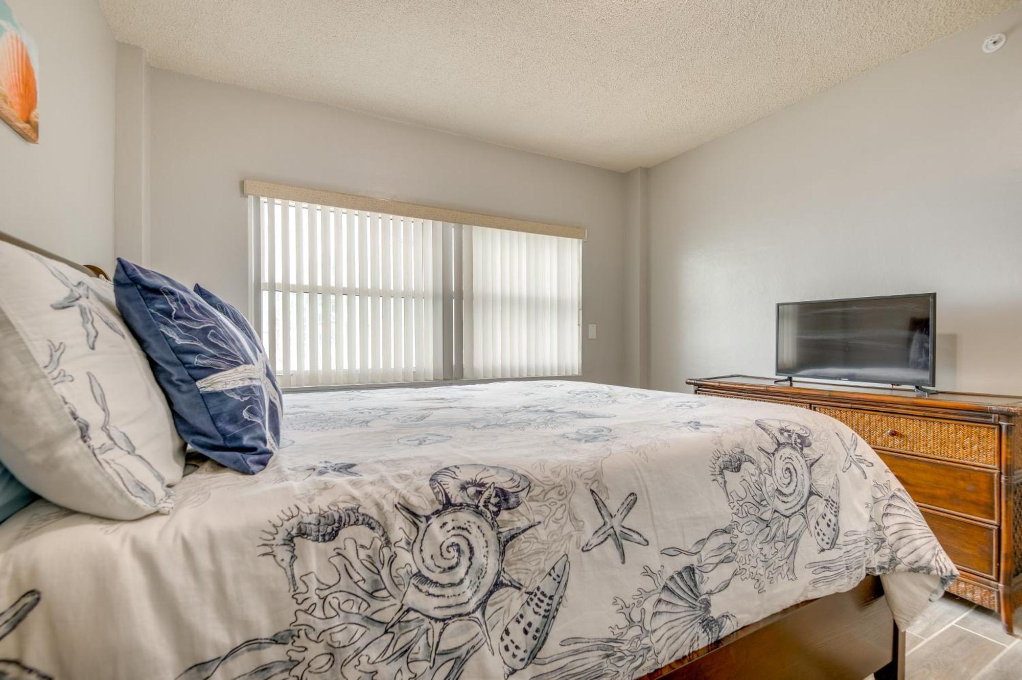 Walk To Shore Satellite Beach Condo With Ocean View Eksteriør bilde